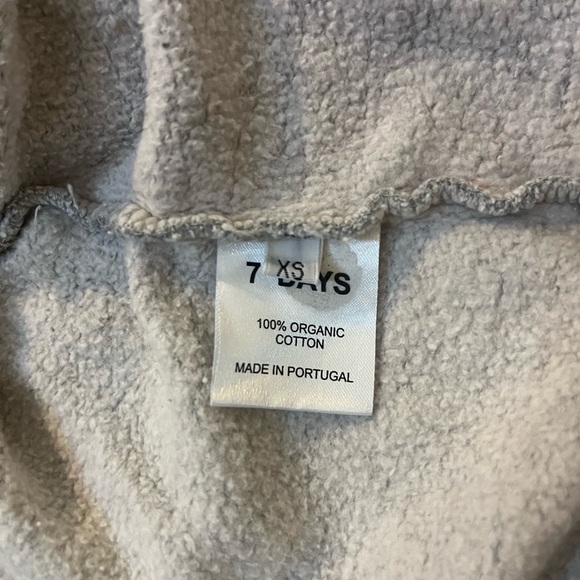 Gray 7 Days Active Half-Zip Sweatshirt size XS - Picture 4 of 6